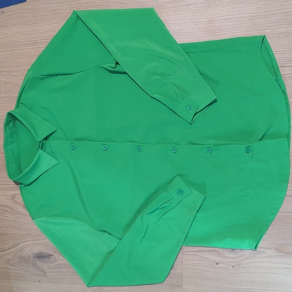 Green chiffon button down shirt/blouse - Picture 1 of 2